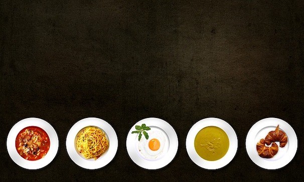 Einzelne Mahlzeit Portionen abgebildet